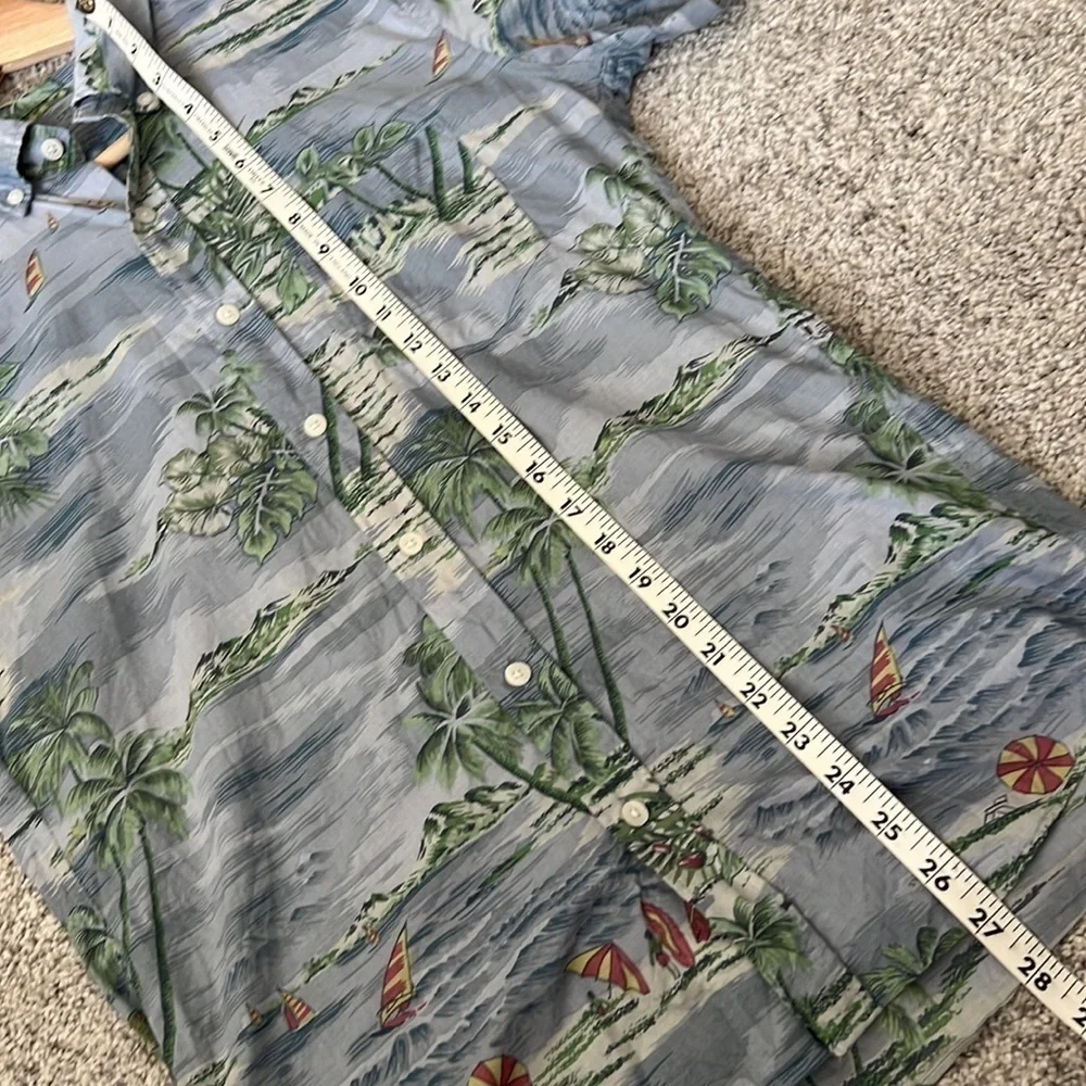 J. Crew Men’s Light Weight Chambry Hawaiian Tropics Shirt - Size Small Slim